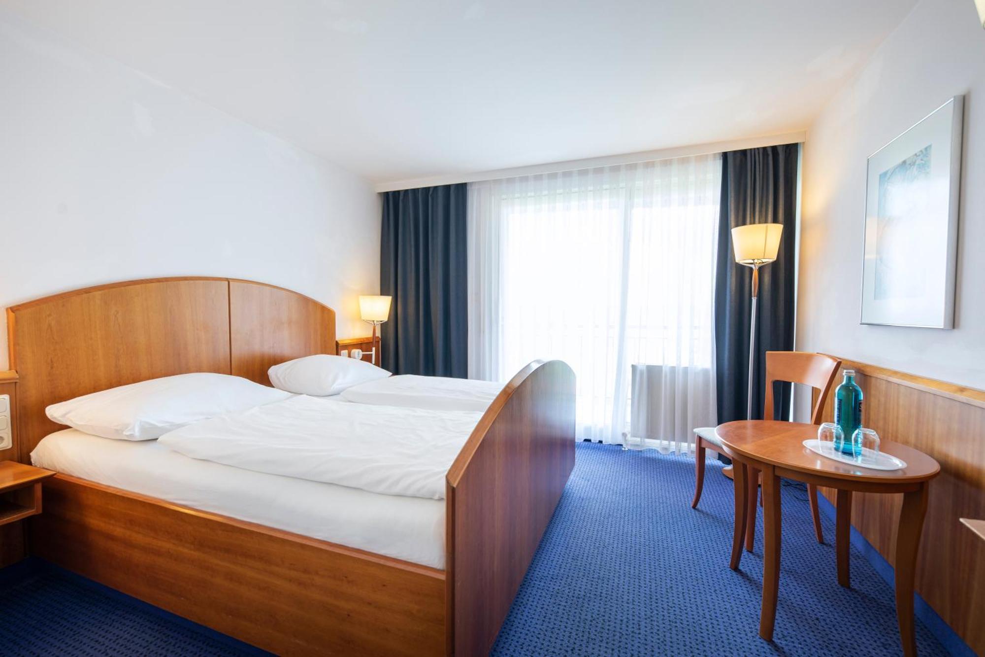 Roomingtons Karoli Waldkirchen Extérieur photo