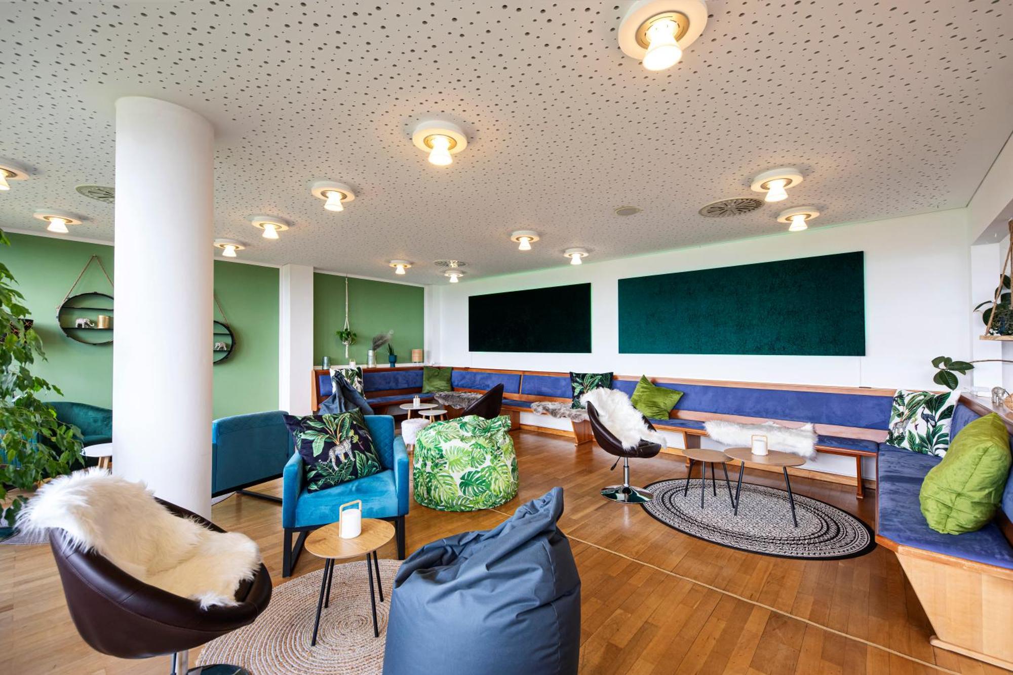 Roomingtons Karoli Waldkirchen Extérieur photo