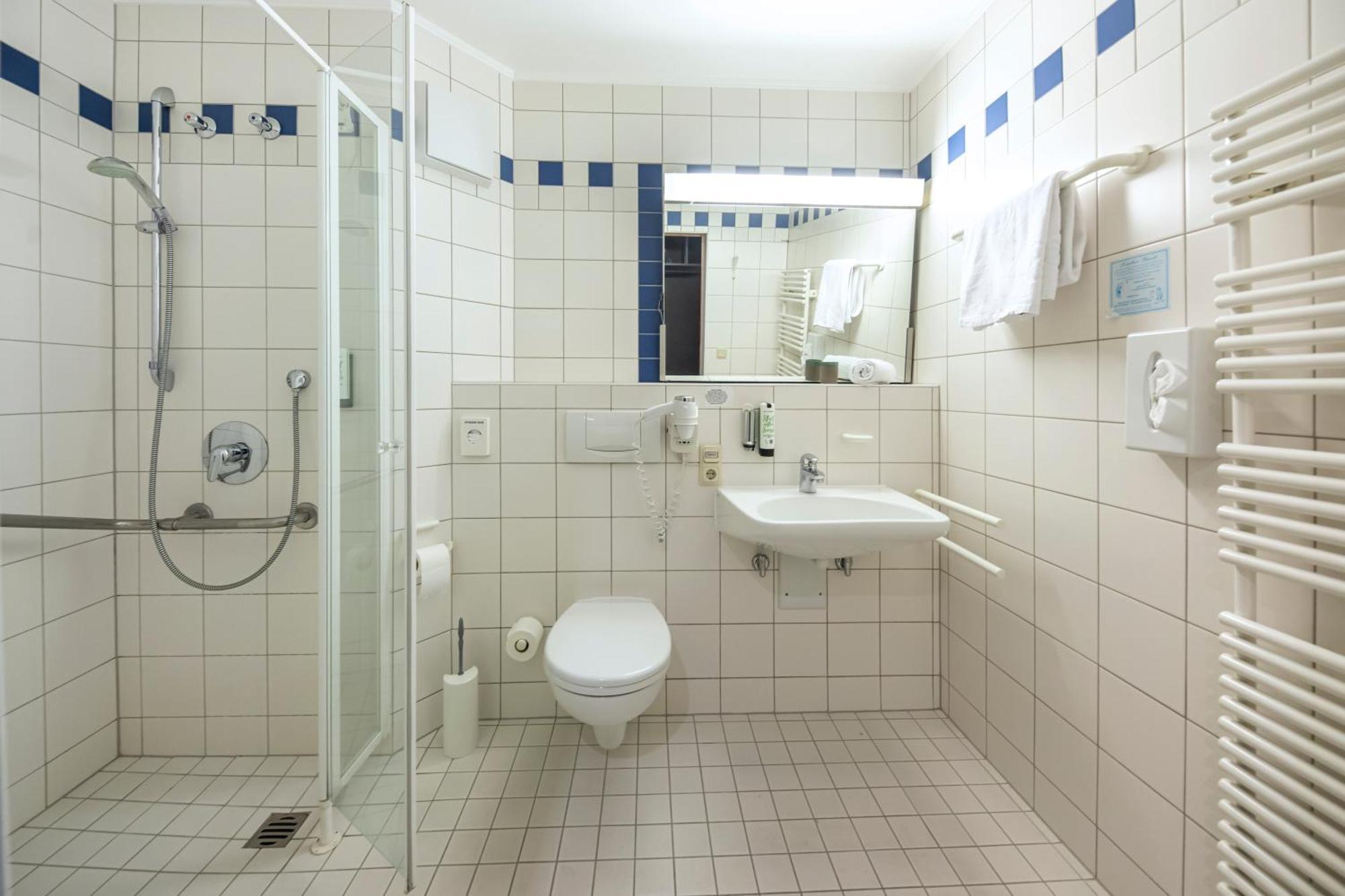 Roomingtons Karoli Waldkirchen Extérieur photo
