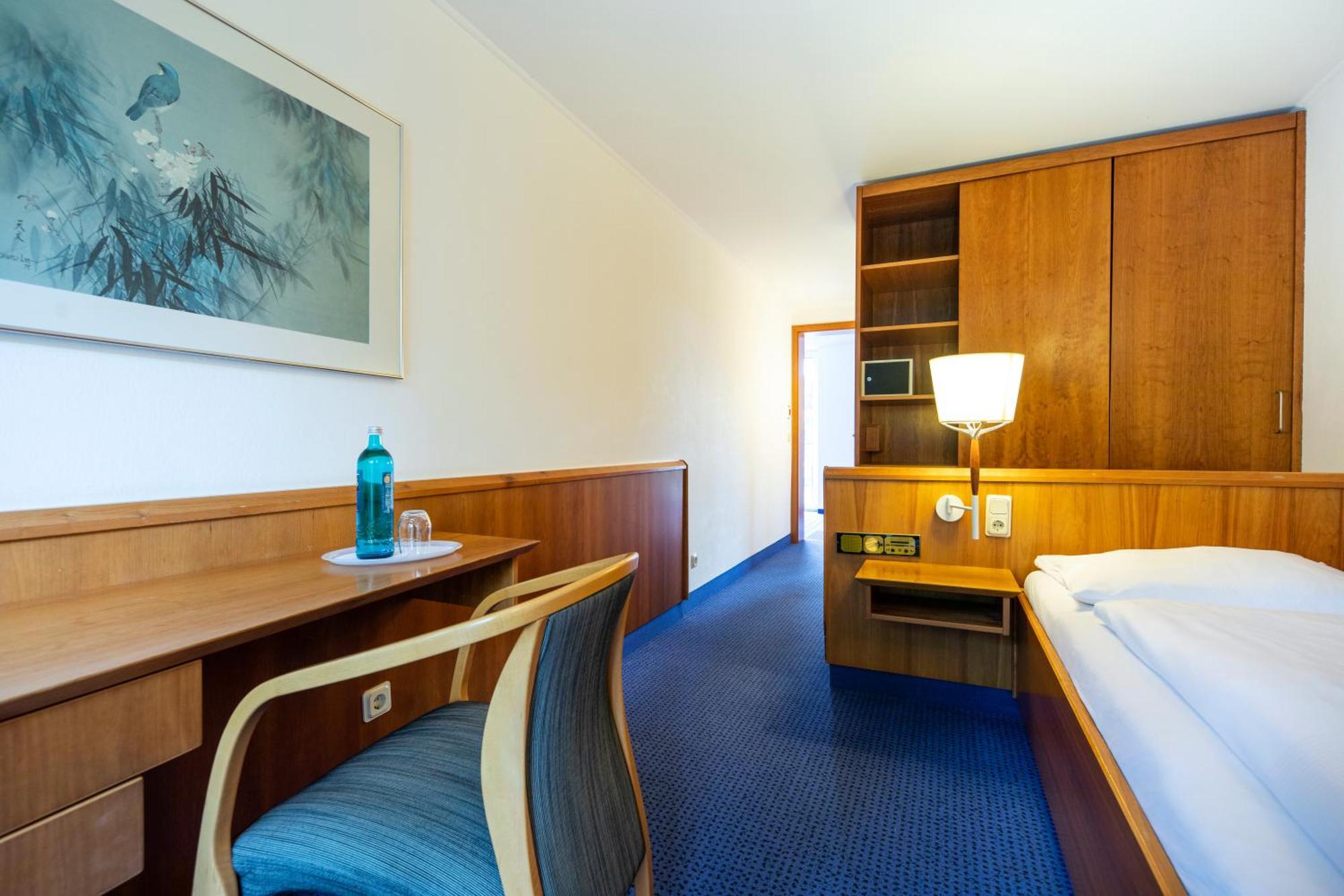 Roomingtons Karoli Waldkirchen Extérieur photo